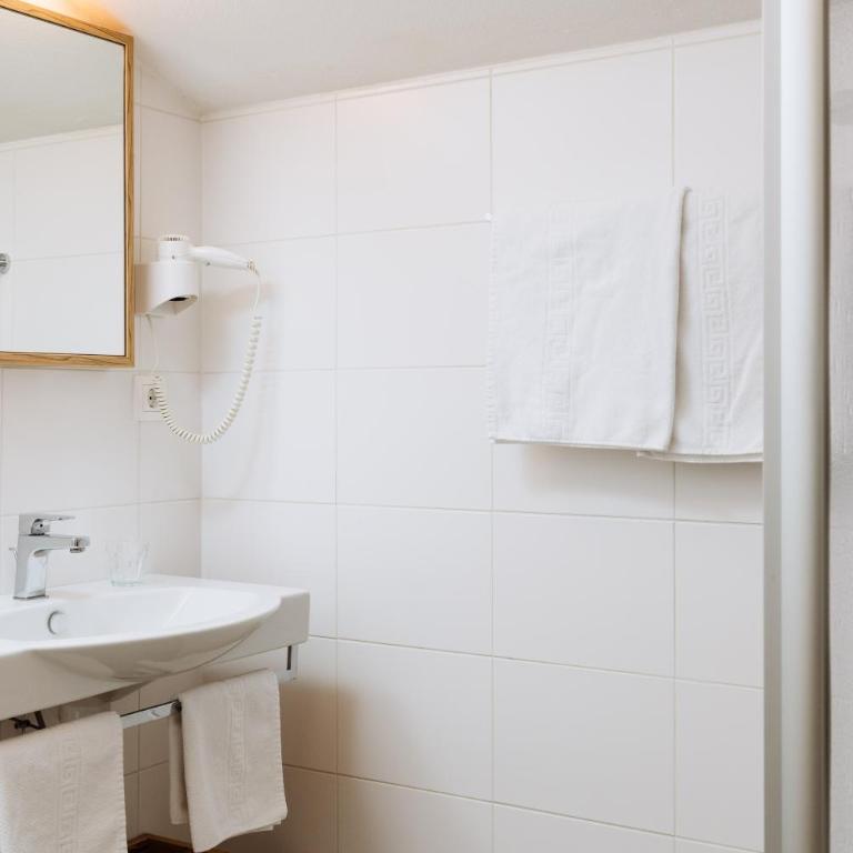 Boutique Hotel Kögele Innsbruck Axamer Lizum - Habitación Doble Estándar con balcón - 20