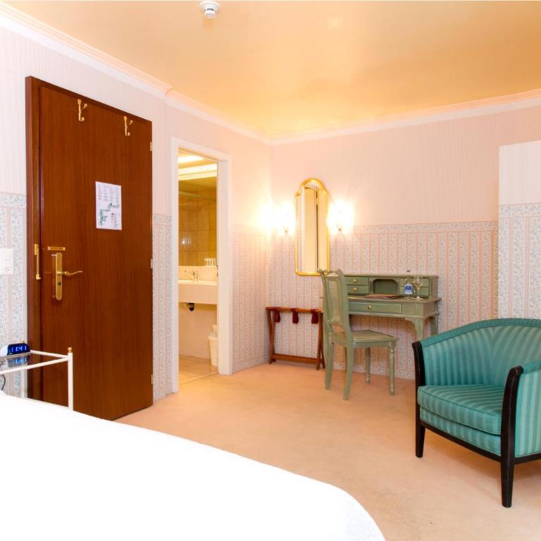 Hotel Silberhorn - Residences & Spa Wengen - Classic Zimmer mit Balkon und Bergblick auf die Jungfrau - 4