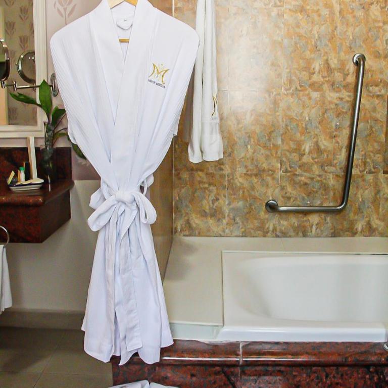 Mansión Mérida Boutique Hotel - Restaurant - Deluxe Suite - 5