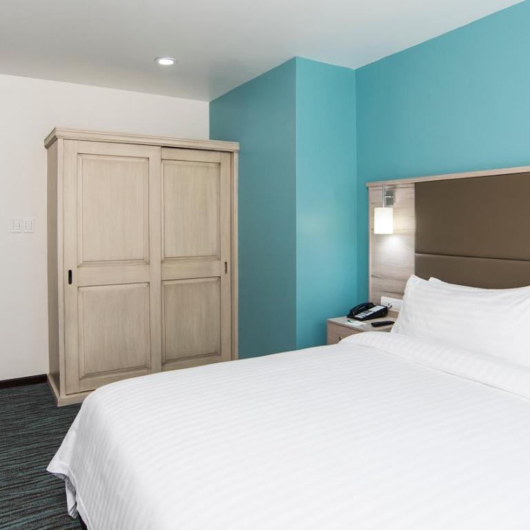 Holiday Inn & Suites Mexico Zona Reforma by IHG - Two-Bedroom Suite - 5