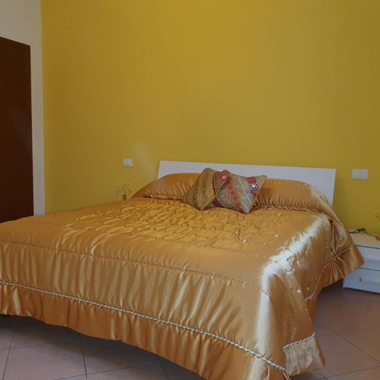 Liluna - Double Room with Private Bathroom - 7