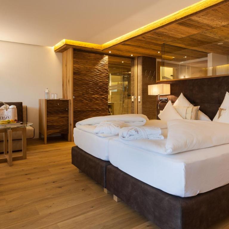 Hotel Neuhaus - Deluxe Junior Suite - 1
