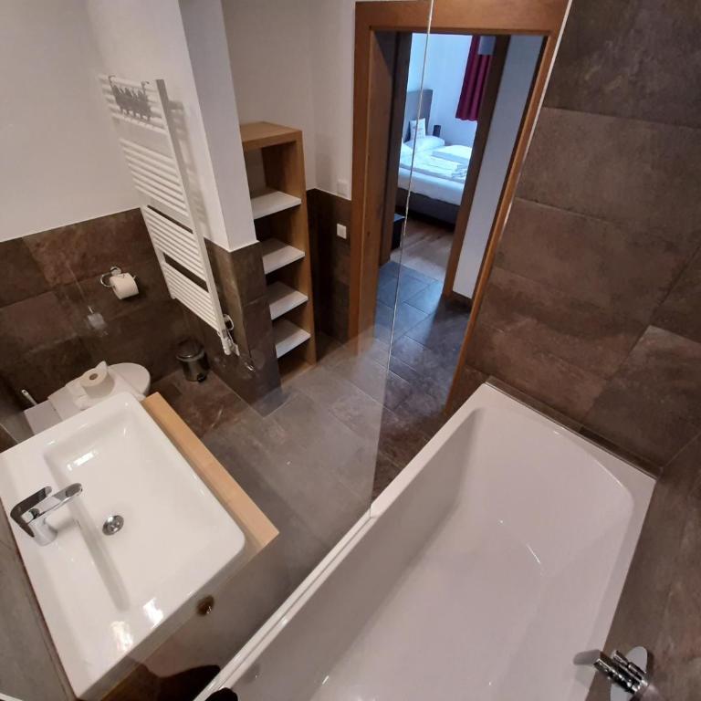 Alpin Residenz Panoramabahn Kitzbühel - Superior Apartment mit Sauna - 23