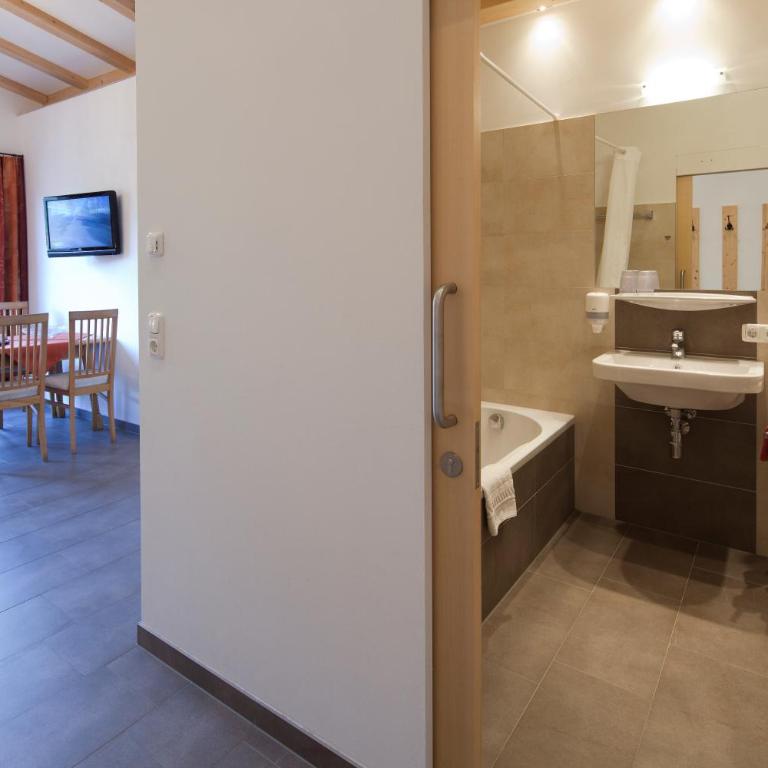 Pension Noella - Apartment mit 2 Schlafzimmern - 2