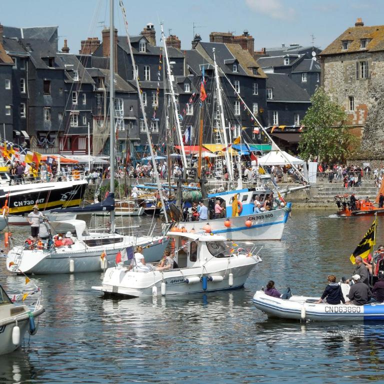 Appartement 3 pièces - Appartement 2 Chambres - 35