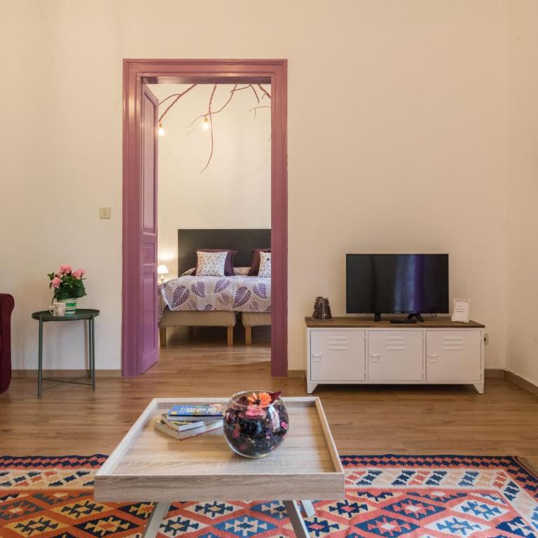 Large apartment near Politeama 2 bathrooms Up to 8 Guests - Appartamento con 2 Camere da Letto - 31