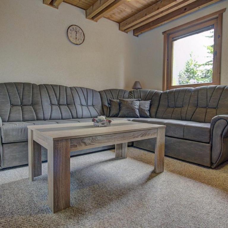 Apartments Dobro - Three-Bedroom Apartment - 1