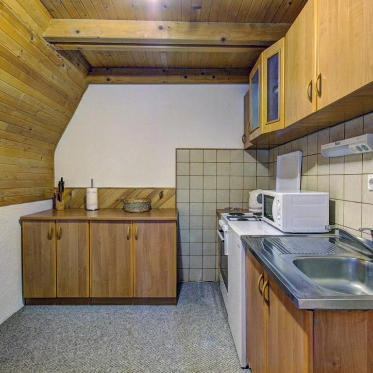 Apartments Dobro - Three-Bedroom Apartment - 6