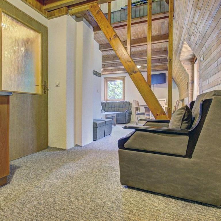 Apartments Dobro - Three-Bedroom Apartment - 7