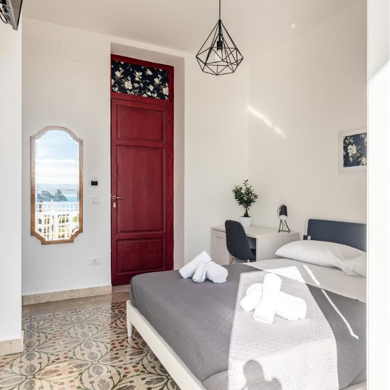 Villa Edera Rental Room - Doppelzimmer mit Balkon und Meerblick - 5