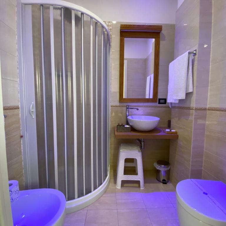 Grand Hotel Royal - Camera Matrimoniale Economy - 4