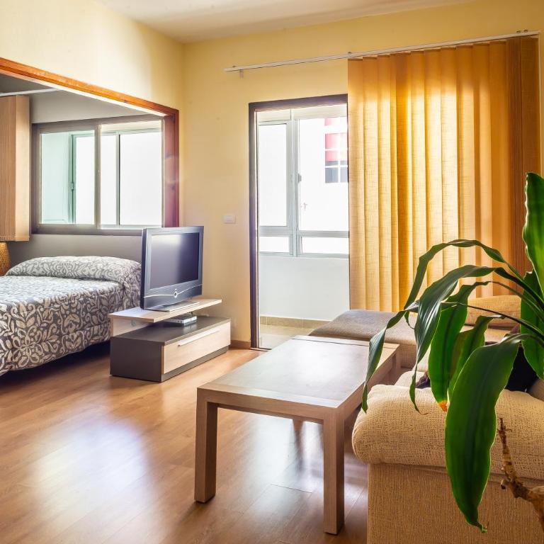 Central Las Canteras Beach - Apartamento de 2 dormitorios - 1