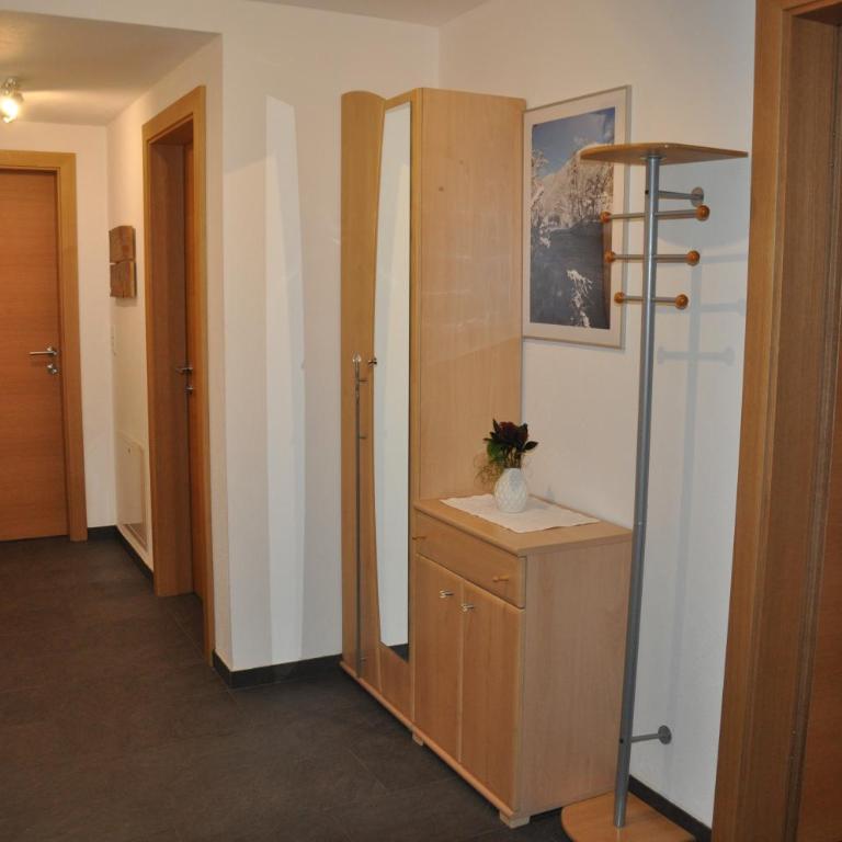 Gästehaus Holaus - Apartment mit 2 Schlafzimmern - 10