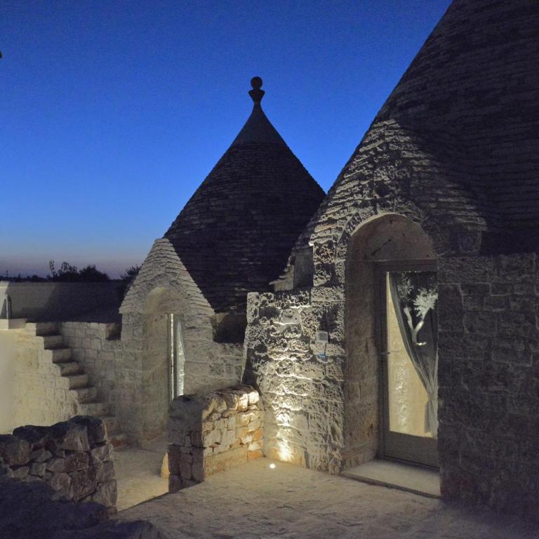 DIMORA RITUNNO - Trullo Deluxe con Vasca Idromassaggio - 25