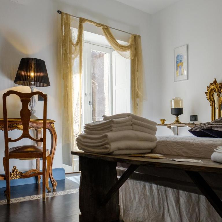 SEKELES Suites - Triple Room with Terrace - 1