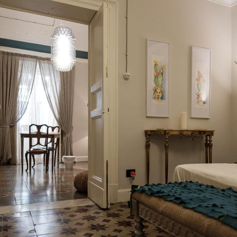 SEKELES Suites - Luxury Quadruple Room - 2