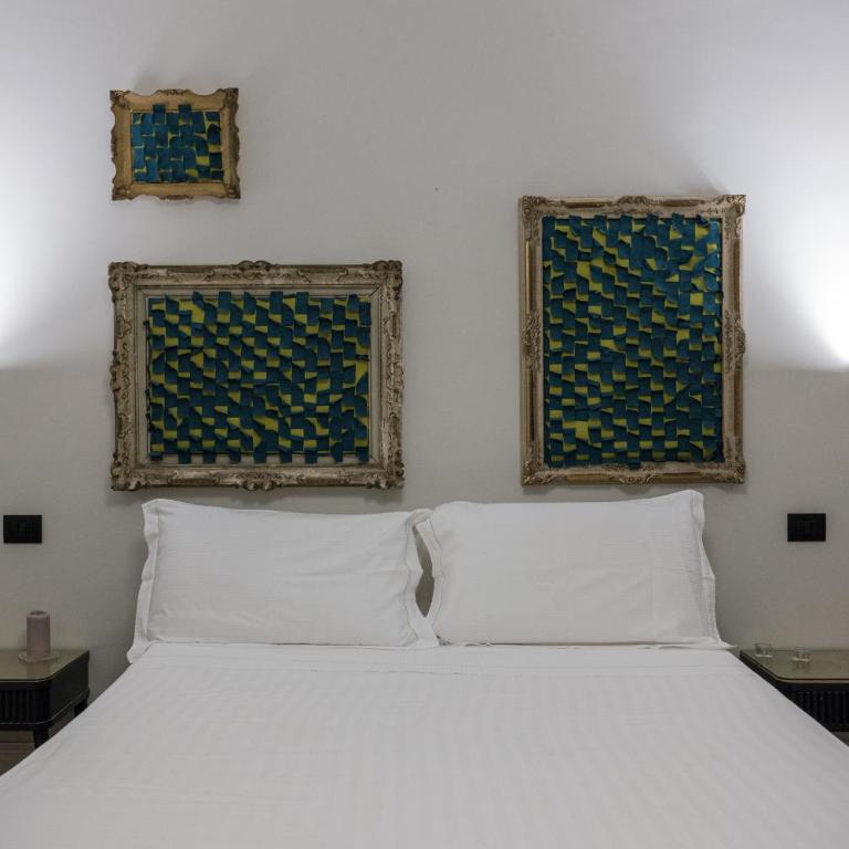 SEKELES Suites - Luxury Quadruple Room - 13