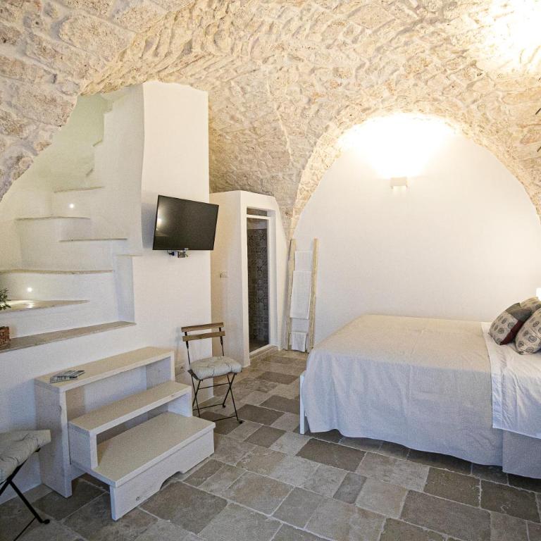 Radici Ostuni - Camera Matrimoniale Deluxe con Letto Supplementare, Terrazza e Vista Mare - 10