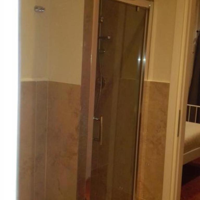 Chiossone Suites - Camera Matrimoniale Classic con Bagno Privato - 7