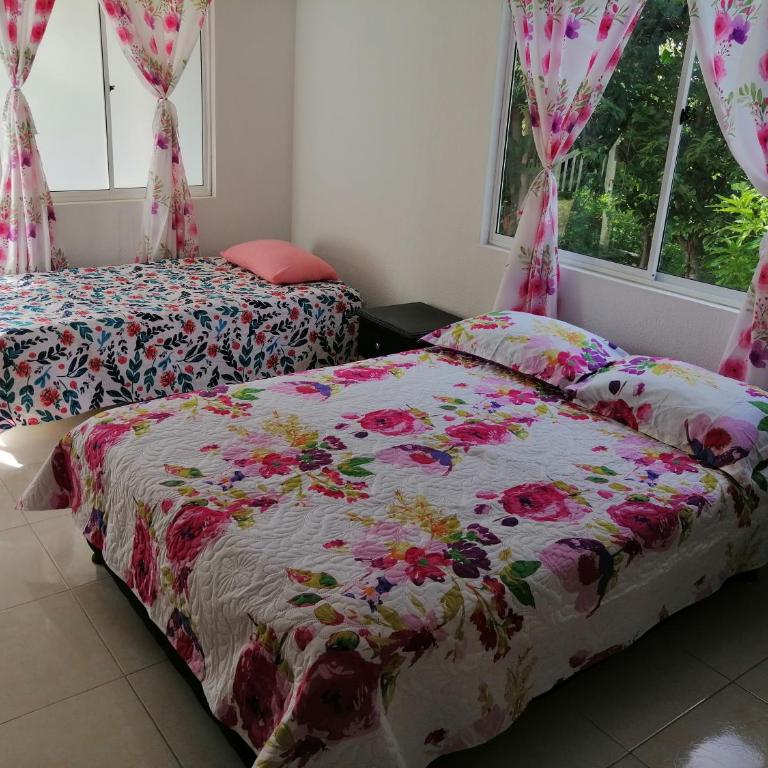 Posada Miss Portia - Triple Room - 1