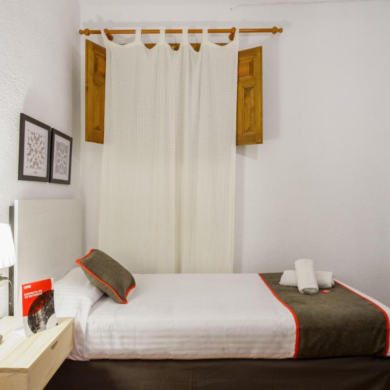 Hostal Austria - Camera Tripla - 4