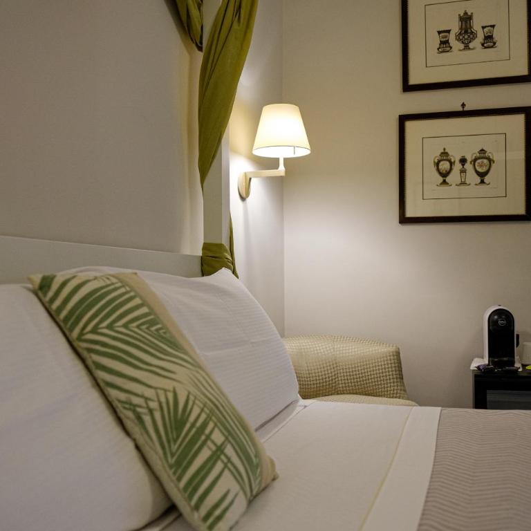 SEKELES Suites - Deluxe King Room - 6