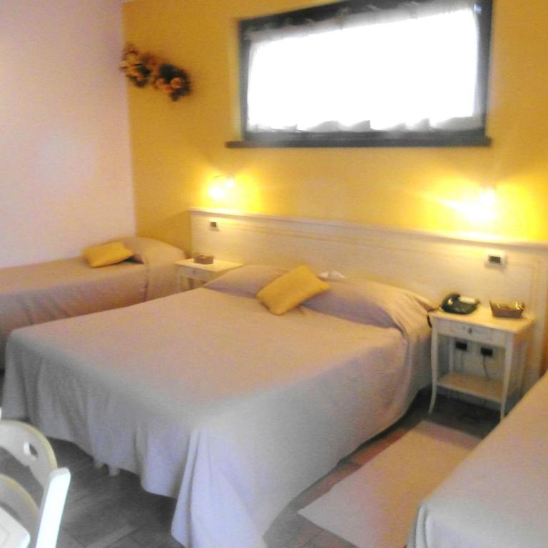Agriturismo La Dimora Del Contadino - Camera Familiare (2 Adulti + 2 Bambini) - 1