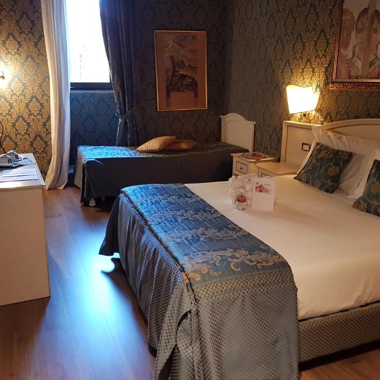 Residenza Canova Tadolini - Guesthouse - Chambre Triple Classique - 12