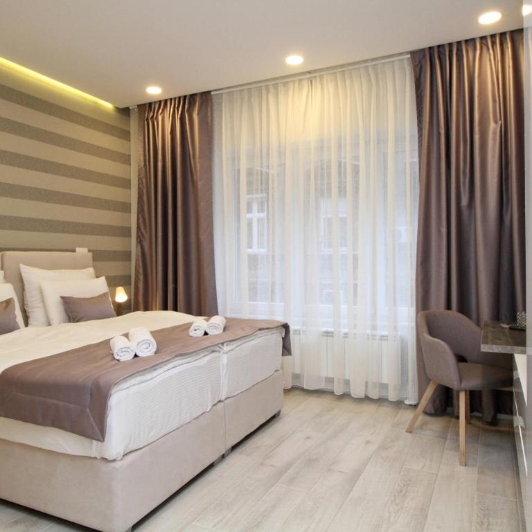PLATINUM ROOMS butique hotel - Velika Dvokrevetna Soba sa Bračnim Krevetom/Zasebnim Krevetima - 4