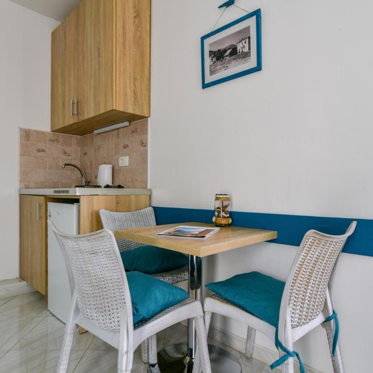 Apartments Suster - Apartment with Mountain View - 6