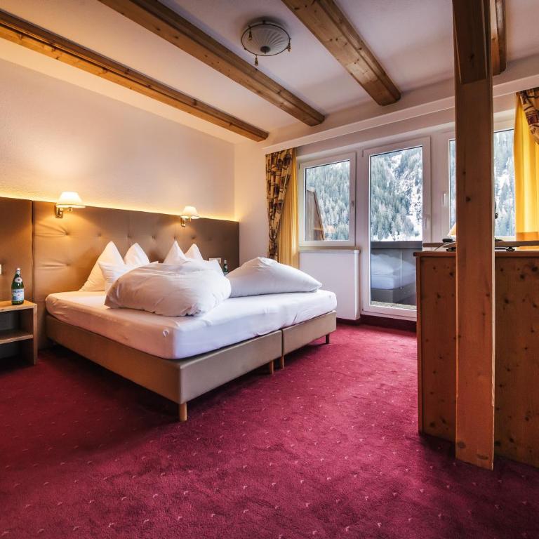 Hotel Sonnenheim - Deluxe Doppelzimmer mit Balkon - 5