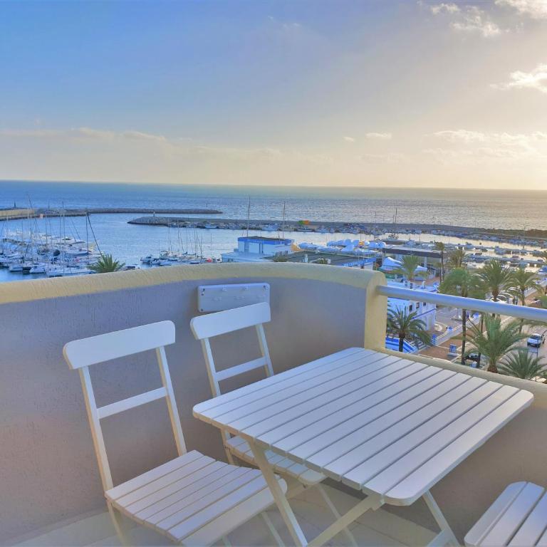 FABULOUS APARTMENT IN FRONT OF SEA & MARINA WITH INCREDIBLE VIEWS - Apartamento de 2 dormitorios - 4
