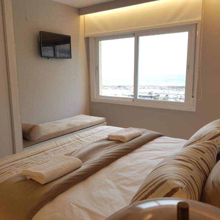 FABULOUS APARTMENT IN FRONT OF SEA & MARINA WITH INCREDIBLE VIEWS - Apartamento de 2 dormitorios - 23