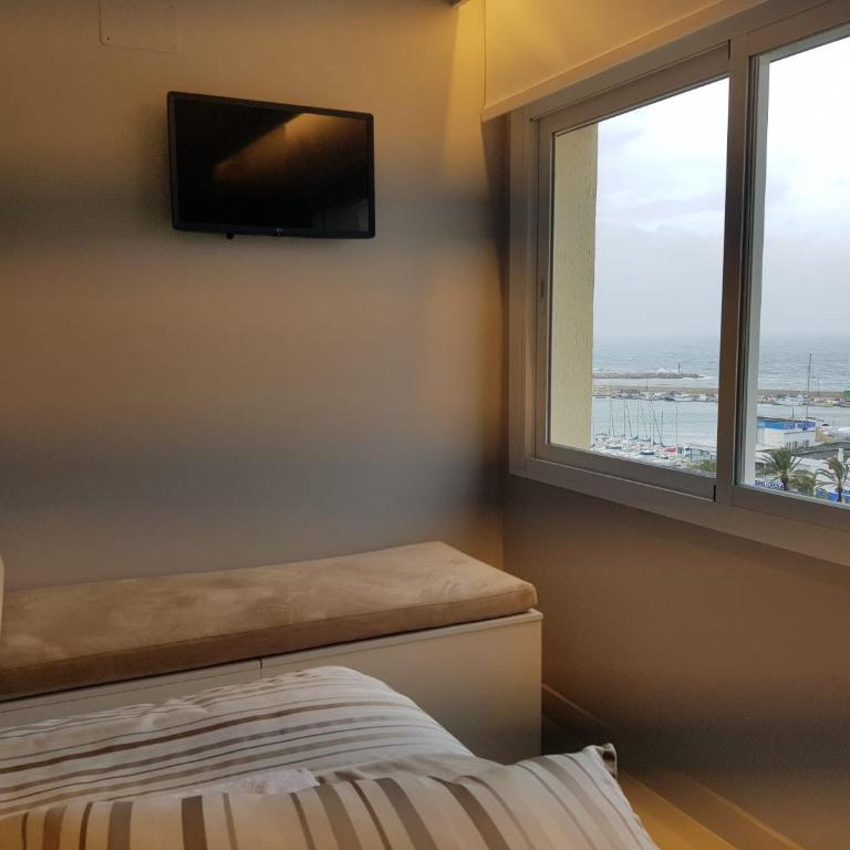 FABULOUS APARTMENT IN FRONT OF SEA & MARINA WITH INCREDIBLE VIEWS - Apartamento de 2 dormitorios - 24