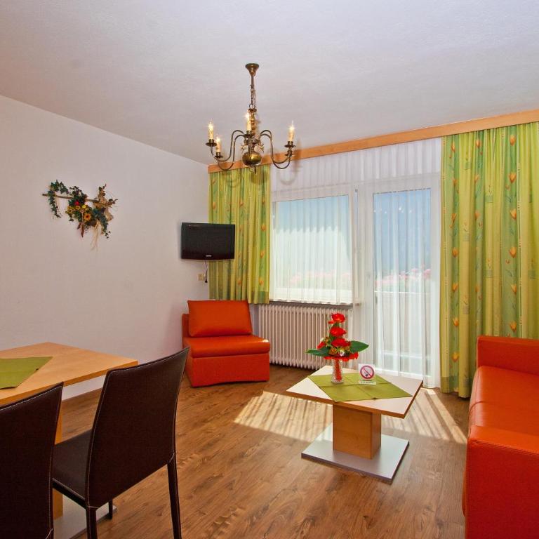 Ferienwohnungen Appartements Patscheider - Apartment mit 1 Schlafzimmer und Balkon - 6