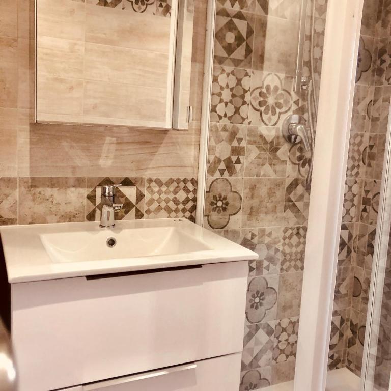 Heart of Rome Vatican Deluxe New Apartment 1GB WiFi - Appartamento Deluxe - 26