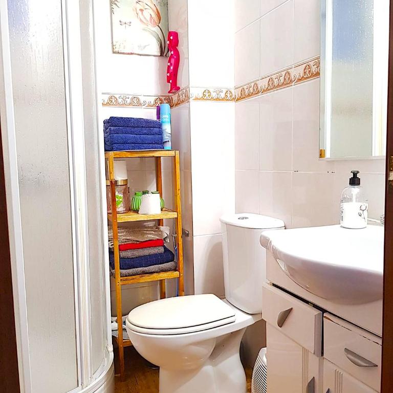 Alicante Central Apartment - Apartment with Balcony - 21