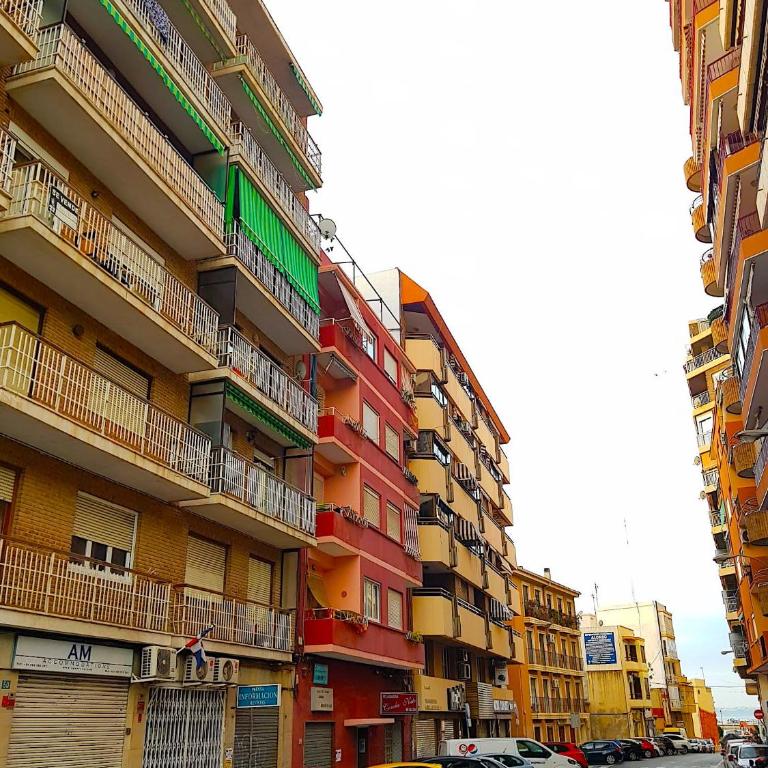 Alicante Central Apartment - Apartment with Balcony - 22