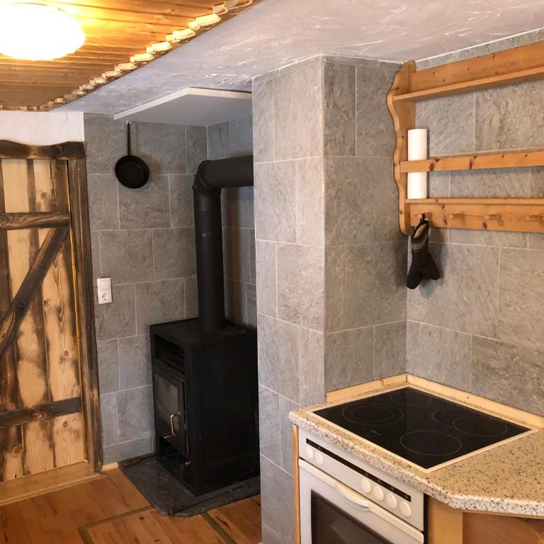 Einser Hütte GesbR - Selbstversorgerhaus für 7 Personen - Haus mit 3 Schlafzimmern - 16