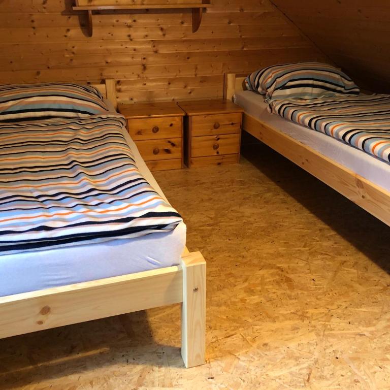 Einser Hütte GesbR - Selbstversorgerhaus für 7 Personen - Haus mit 3 Schlafzimmern - 8