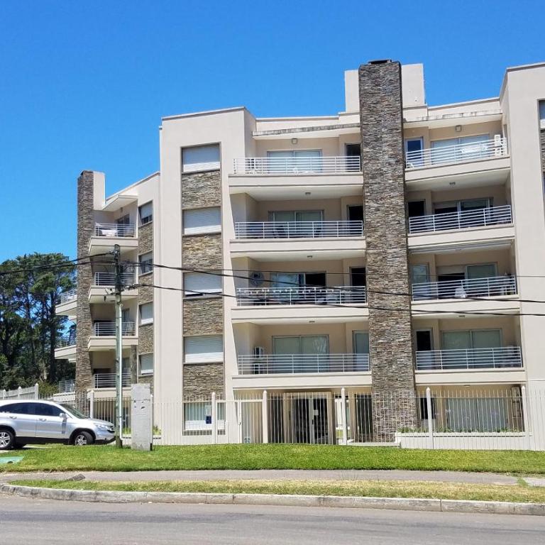 ESPECTACULAR PENTHOUSE CON TERRAZA PARRILLERO Y JACUZZI PROPIO, PREMIADO POR AWARD TERCER AÑO CONSECUTIVO -Edificio Jardins Del Est San Rafael- - One-Bedroom Apartment - 33