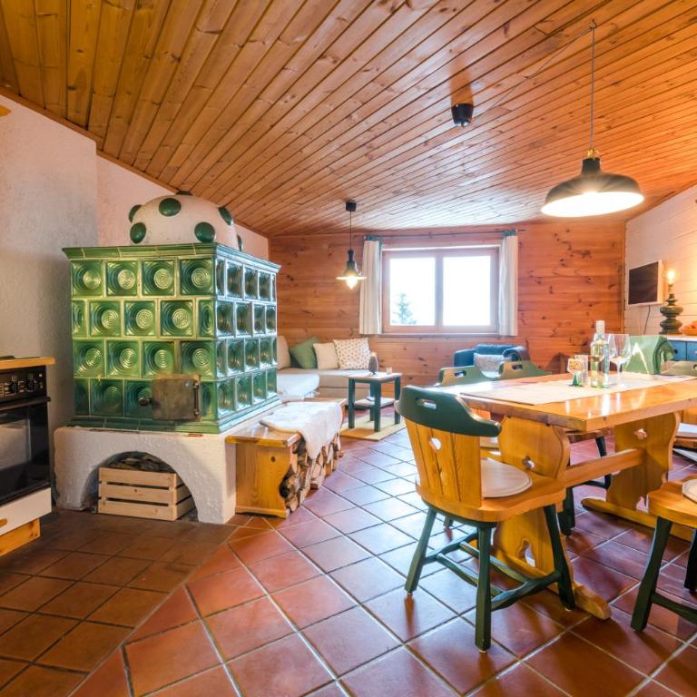 Hütte Gerlitzen RegioJet Hotels&Cottages - Four-Bedroom Chalet - 1
