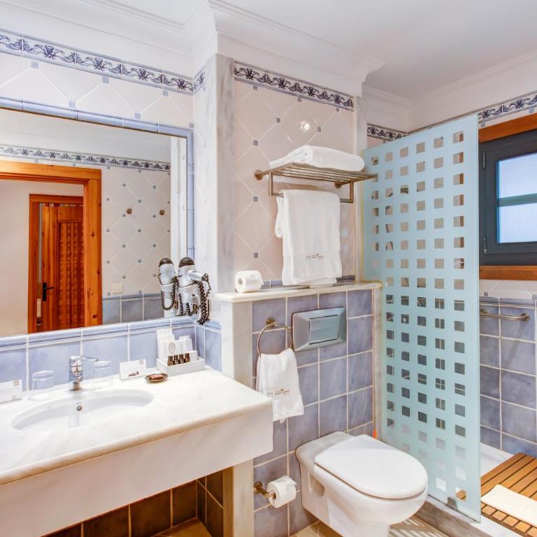 Princesa Yaiza Suite Hotel Resort - Habitación Familiar (2 adultos y 2 niños) - 2