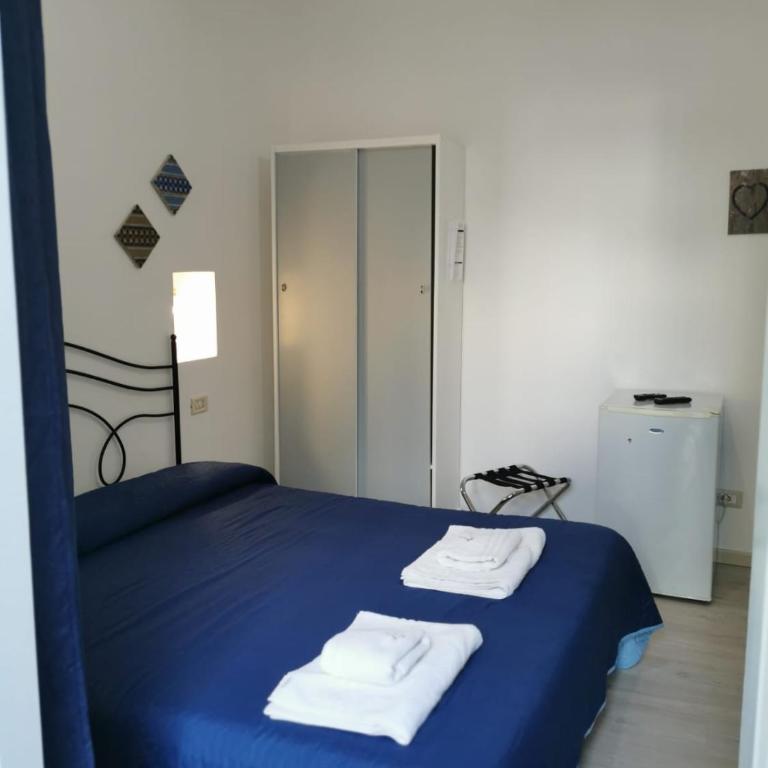 Lo Nardo Accommodation - Economy Studio - 9