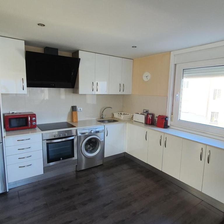A 50 metros del Paseo Marítimo - Apartamento - 37