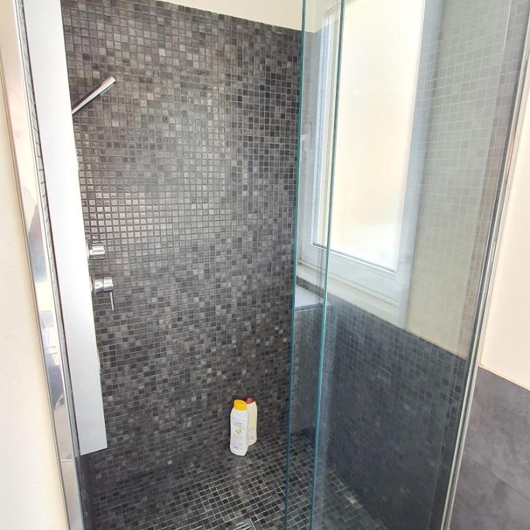 A 50 metros del Paseo Marítimo - Apartamento - 25