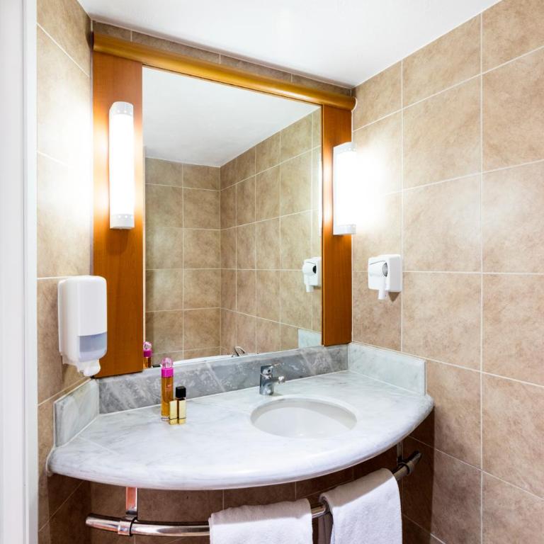 Ibis Guadalajara Expo - Standard Queen Room - 4