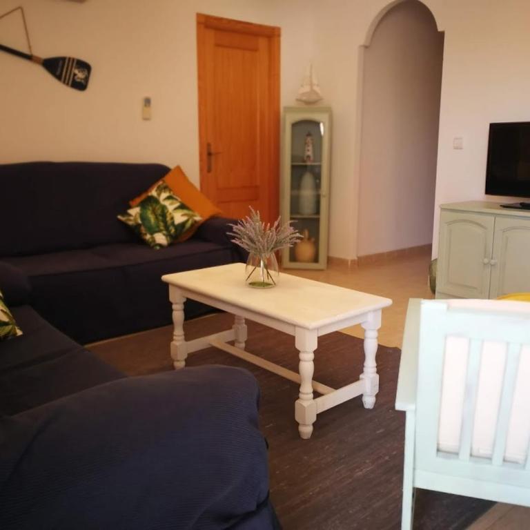 Villa Teresitas, Casa Grande en Gran Alacant - Three-Bedroom Apartment - 4