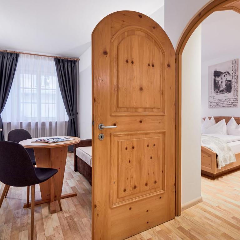 Hotel Walther v.d. Vogelweide Superior - Suite - 3