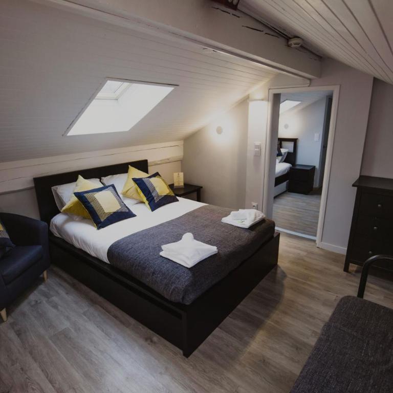 La Taverne - Chambre Triple Classique - 4
